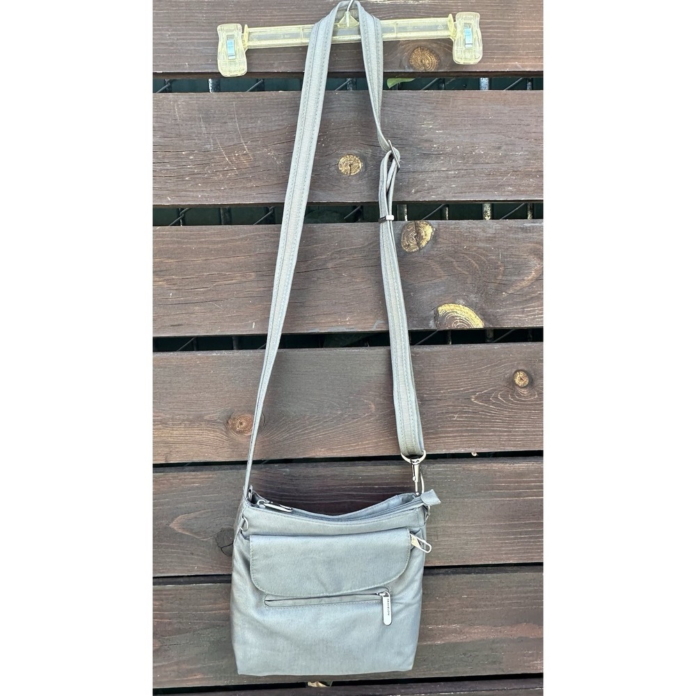 Travelon Anti-Theft Classic Messenger Bag Olive Green Day Trip
